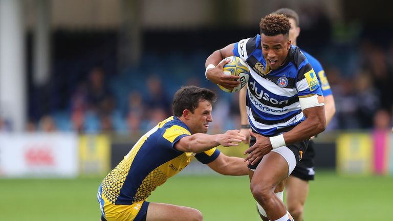 BATH, ENGLAND - SEPTEMBER 17:  Anthony Watson of Bath Rugby in action during the Aviva Premiership match between Bath Rugby and Worcester Warriors at Recre