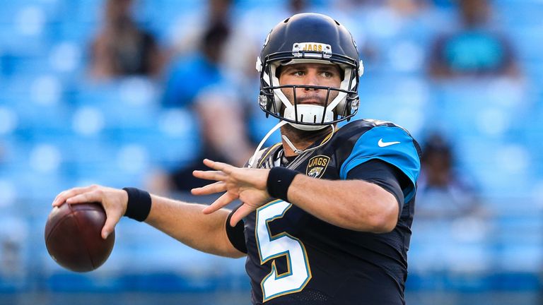 JACKSONVILLE, FL - AUGUST 28: Blake Bortles #5 of the Jacksonville Jaguars warms up before the preseason game against the Cincinnati Bengals at EverBank Fi