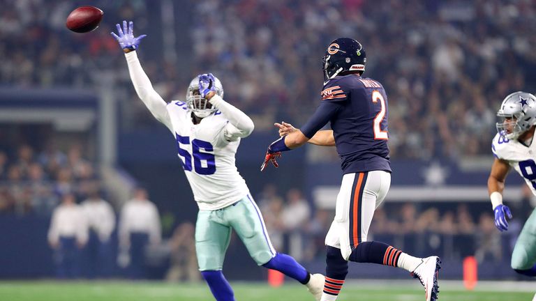 ARLINGTON, TX - SEPTEMBER 25:  Brian Hoyer #2 of the Chicago Bears throws during a game between the Dallas Cowboys and the Chicago Bears at AT&T Stadium on