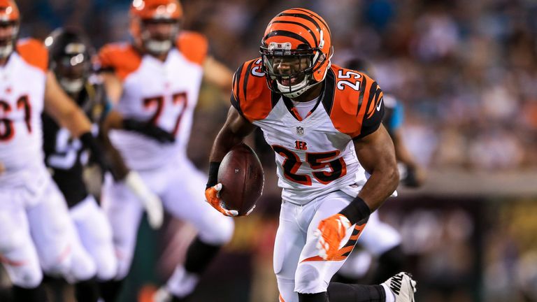 JACKSONVILLE, FL - AUGUST 28: Giovani Bernard #25 of the Cincinnati Bengals rushes for a touchdown during the first quarter of the preseason game against t