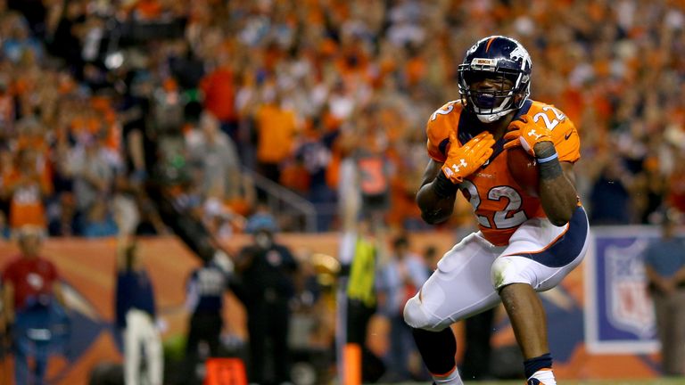 DENVER, CO - SEPTEMBER 08:  Running back C.J. Anderson #22 of the Denver Broncos celebrates after scoring on a one-yard touchdown run in the fourth quarter