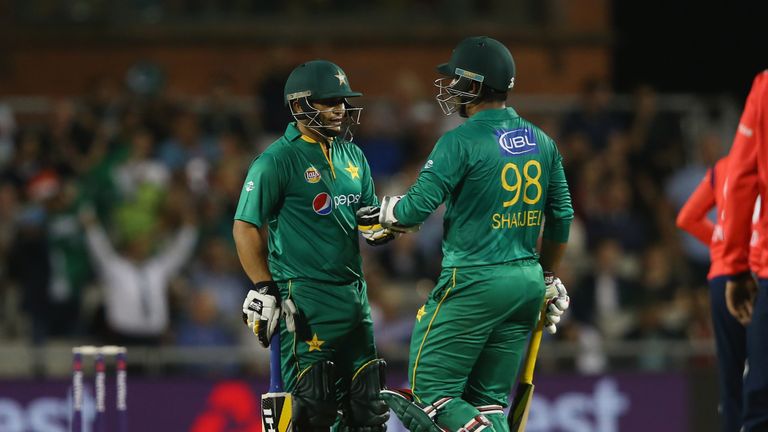 Sharjeel Khan and Khalid Latif of Pakistan 