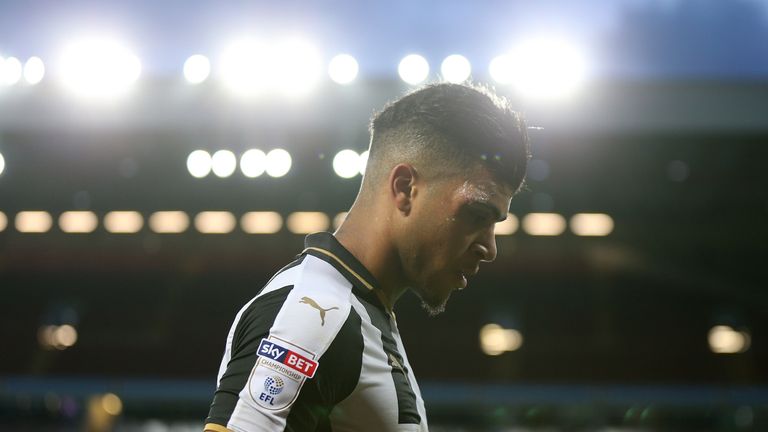 Newcastle United's DeAndre Yedlin during the Sky Bet Championship match at Villa Park, Birmingham.