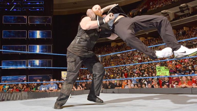 WWE Smackdown - Randy Orton v Erick Rowan