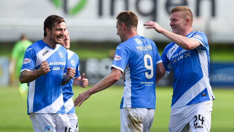 St Johnstone's Steven MacLean (centre) celebrates his goal with his team-mates