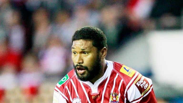 Nu'uausala arrvied from the NRL and won the 2016 Super League with the Warriors in his first season 