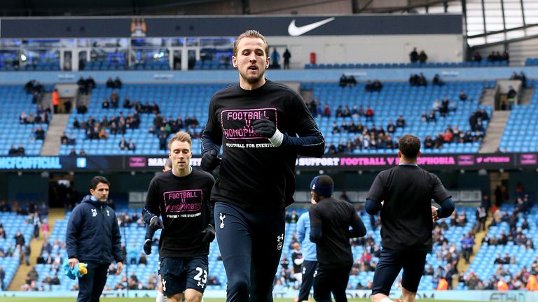 Harry Kane wears Football v Homophobia top in warm-up, Manchester City v Tottenham, Premier League, February 2016