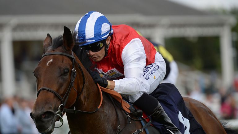 Priceless ridden by Silvestre De Sousa wins the VIP Premium Vaping & E-Liquids Scarborough Stakes during day one of the 2016 Ladbrokes St Leger Festival at