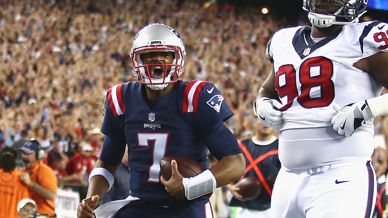 FOXBORO, MA - SEPTEMBER 22:  Jacoby Brissett #7 of the New England Patriots celebrates scoring a touchdown during the first quarter against the Houston Tex