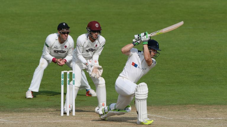 LEEDS, ENGLAND - SEPTEMBER 14:  Somerset slip Marcus Trescothick and wicketkeeper Ryan Davies look on as Yorkshire batsman Jake Lehmann goes on the attack 