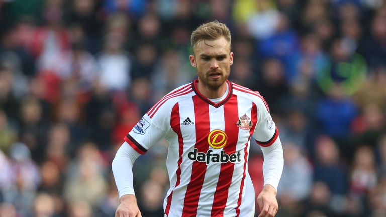 Jan Kirchhoff is in contention to face Everton