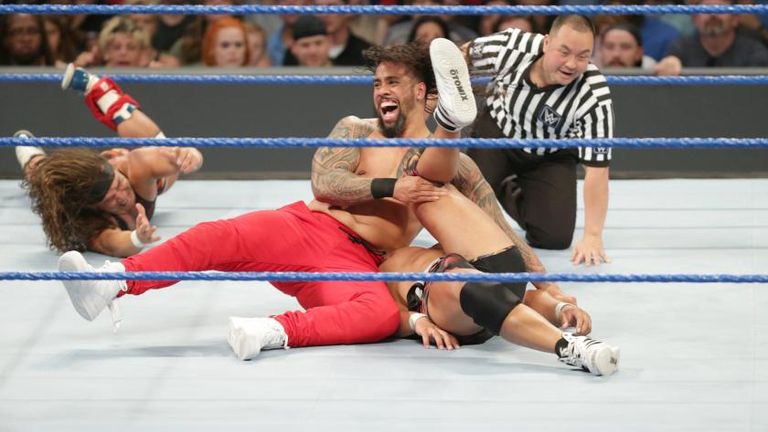 WWE Smackdown - The Usos v American Alpha