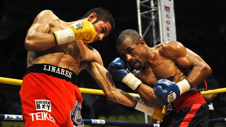 Jorge "the boy" Linares of Venezuela (L) fights with Francisco Lorenzo of Dominican Republic in La Guaira, Venezuela on March 27, 2010. Linares won by reff