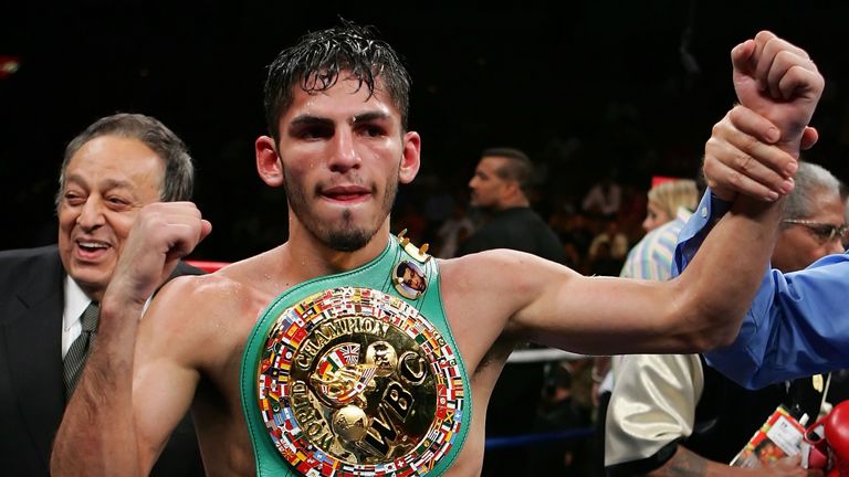 LAS VEGAS - JULY 21:  Jorge Linares of Venezuela celebrates after knocking out Oscar Larios of Mexico after their WBC interim featherweight title fight at 