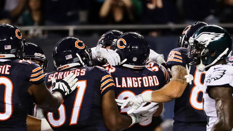 CHICAGO, IL - SEPTEMBER 19:  Jeremy Langford #33 of the Chicago Bears celebrates after scoring a touchdown in the second quarter against the Philadelphia E