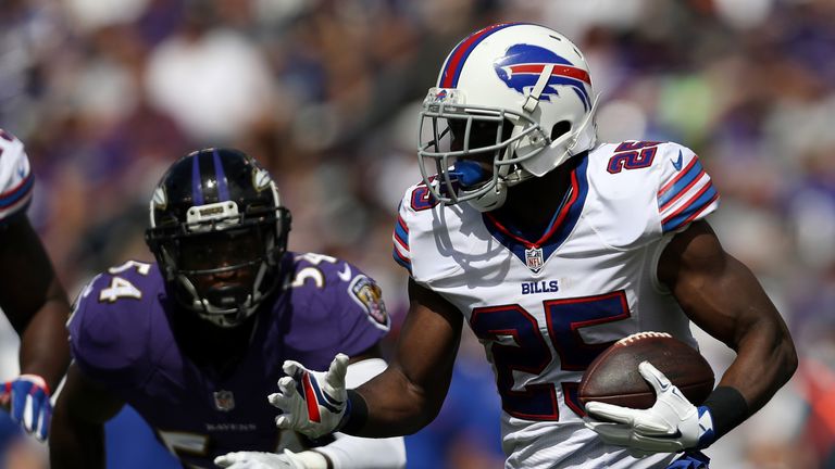 BALTIMORE, MD - SEPTEMBER 11: Running back LeSean McCoy #25 of the Buffalo Bills carries the ball in the first half of the Buffalo Bills vs. the Baltimore 