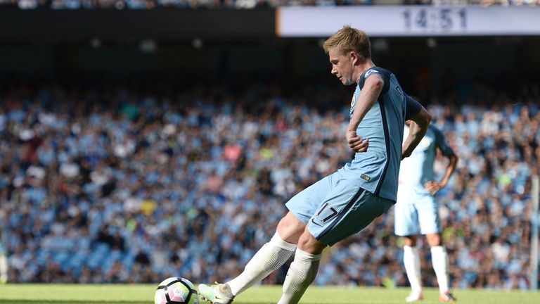 Kevin de Bruyne nets the opening goal at teh Etihad