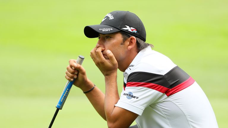 MONZA, ITALY - SEPTEMBER 15:  Pablo Larrazabal of Spain waits on the 15th green during the first round of the Italian Open at Golf Club Milano on September