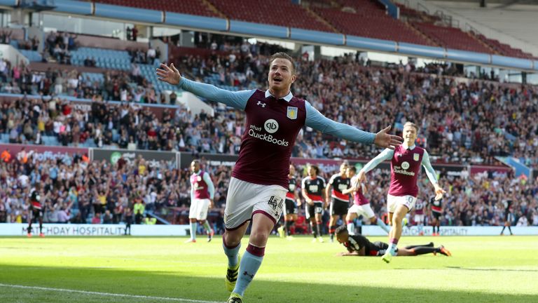Aston Villa's Ross McCormack celebrates scoring his side's first goal during the Sky Bet Championship match against Nottingham Forest at Villa Park