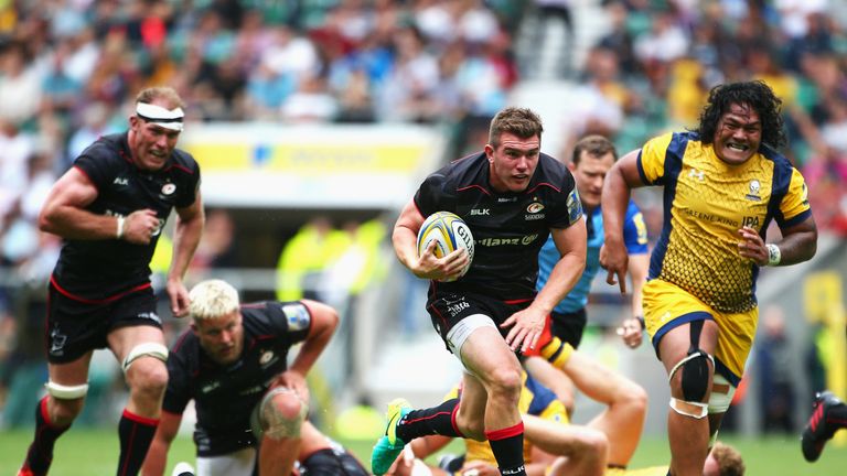 Replacement Ben Spencer breaks away to score Saracens' fourth try