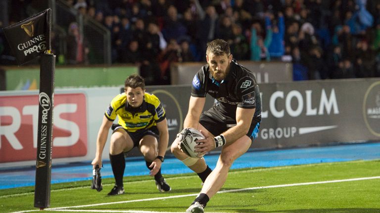 Tommy Seymour touches the ball down