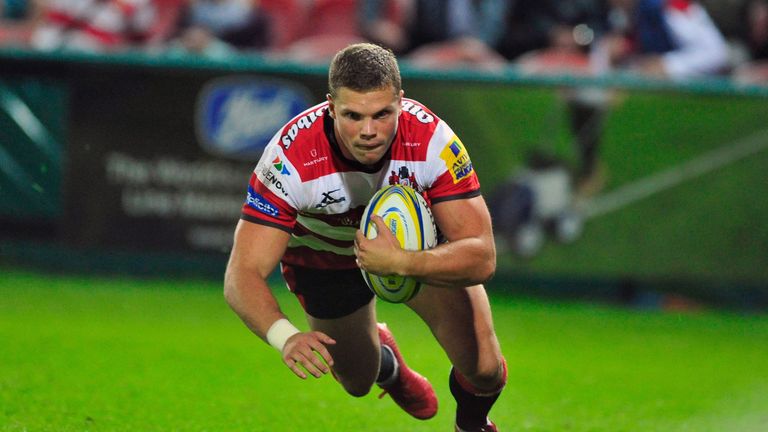 Gloucester's Henry Purdy scores a try