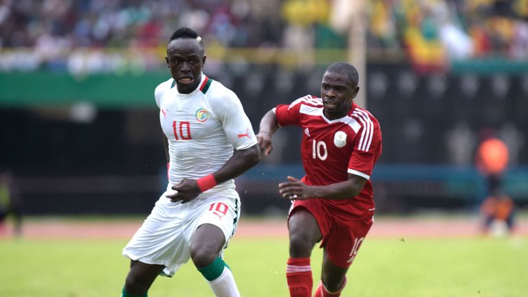 Sadio Mane says he is fully fit despite the speculation over his fitness after picking up a knock on international duty