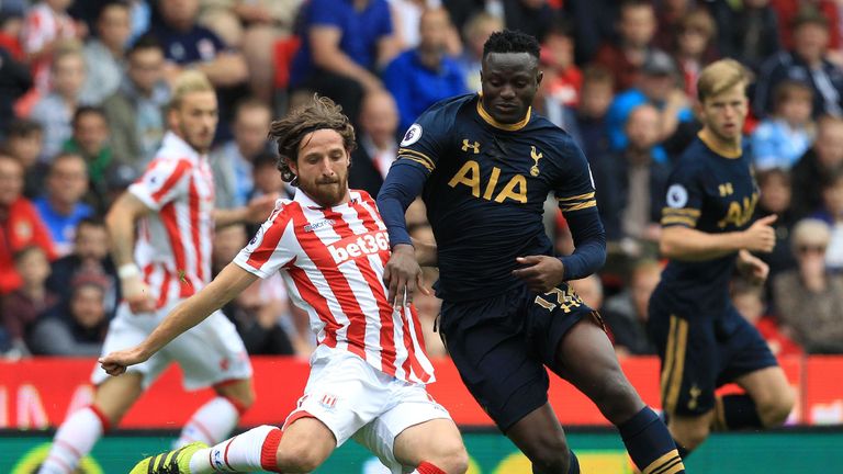 Joe Allen tangles with Victor Wanyama