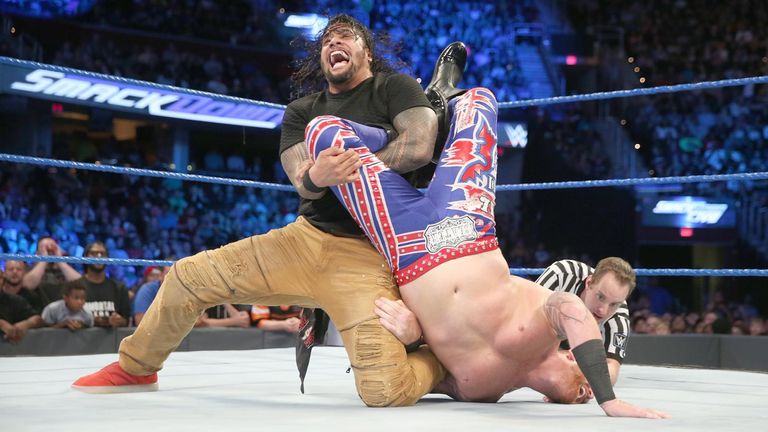 WWE Smackdown - The Usos v Heath Slater