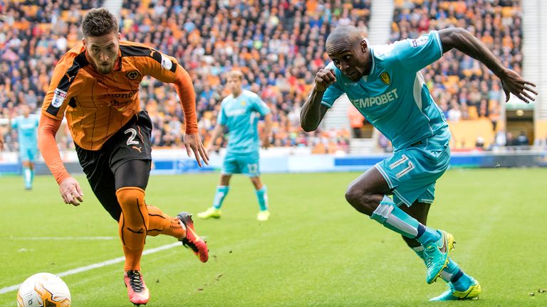 Lloyd Dyer and Matt Doherty give chase