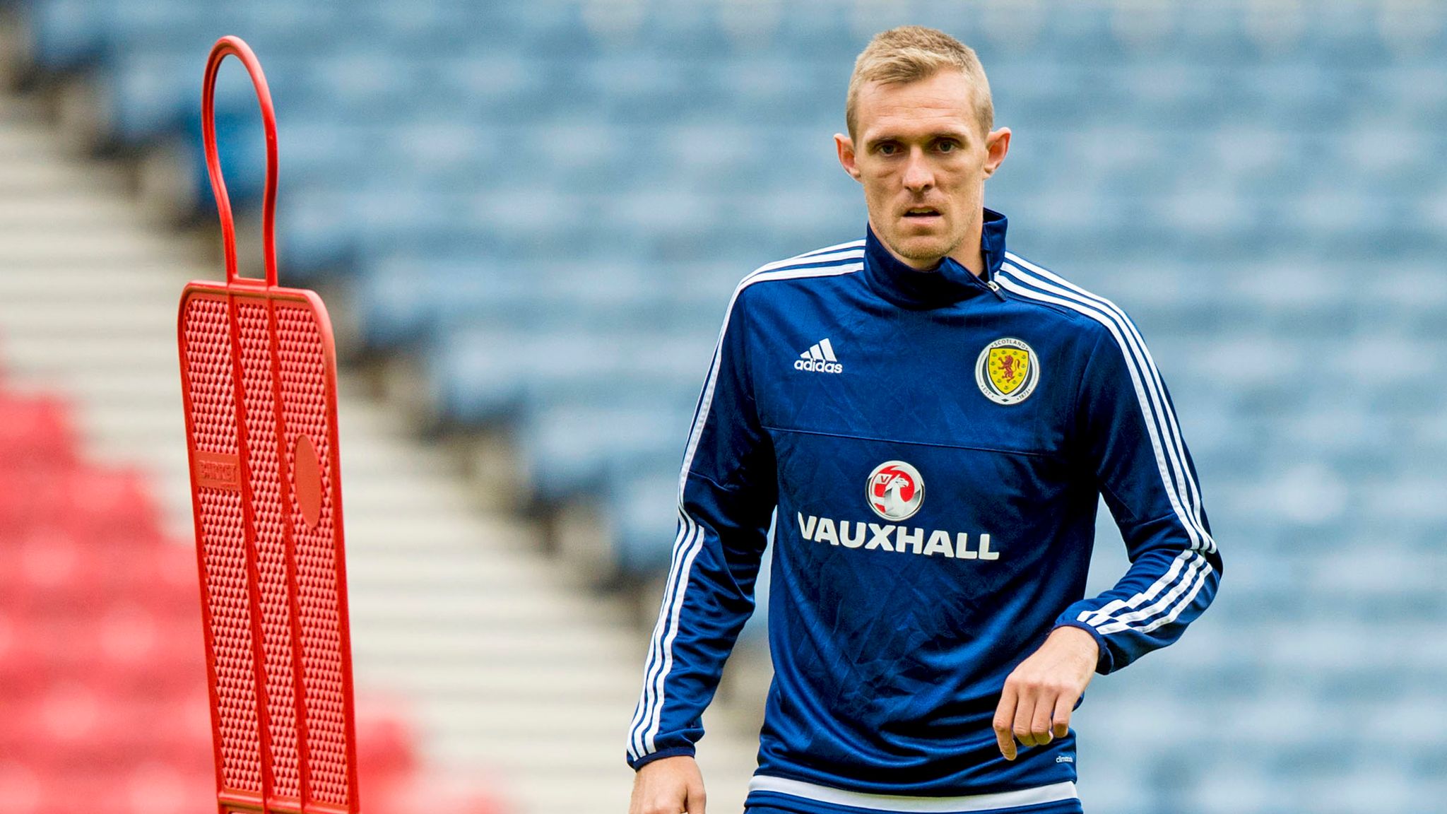 Darren Fletcher has called on Scotland to make Hampden Park a 'fortress' in World Cup qualifying