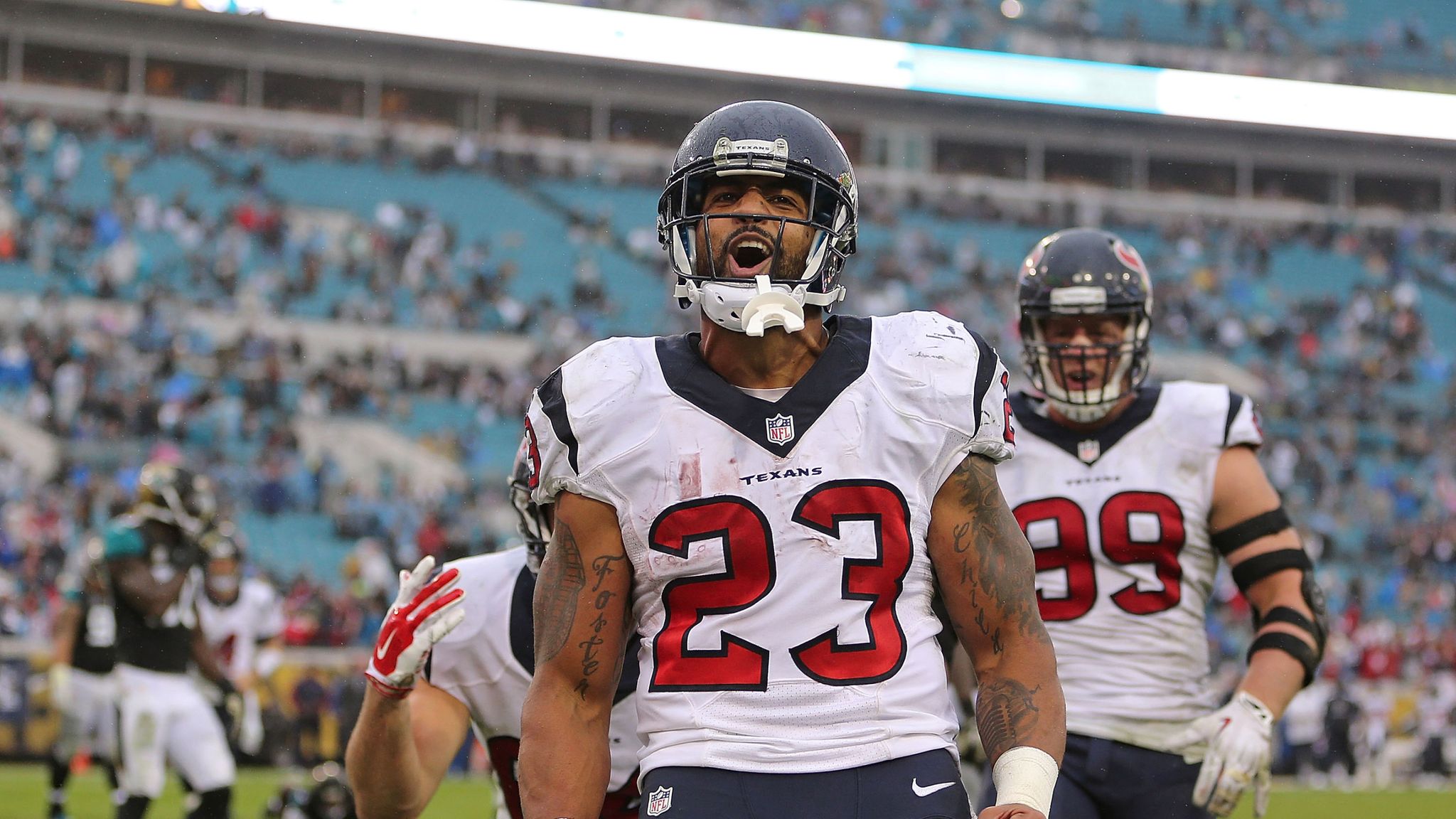 Arian Foster Announces Retirement From NFL