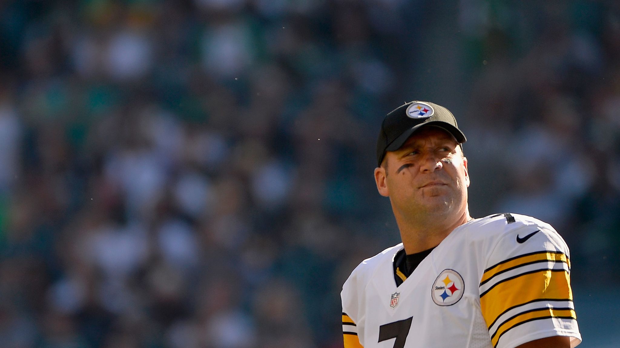 How hard is it to bring down Ben Roethlisberger? Patriots say it's