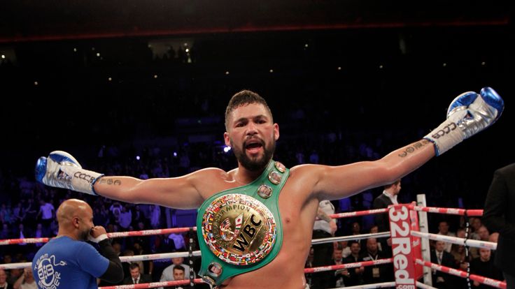 WORLD CHAMPIONSHIP BOXING.ECHO ARENA,LIVERPOOL.PIC;LAWRENCE LUSTIG.WBC WORLD CRUISERWEIGHT CHAMPIONSHIP @ 14ST 4LBS.TONY BELLEW V BJ FLORES