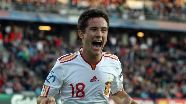 Ander Herrera in action for Spain Under-21s