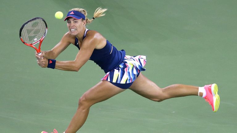 Angelique Kerber through to the second round in Beijing