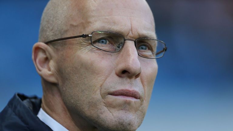 Le Havre's head coach Bob Bradley looks on during the French L2 football match between Le Havre (Havre AC) and Bourg-en-Bresse , on May 13, 2016 at the Oce
