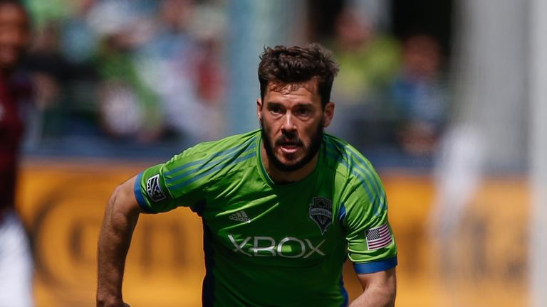 SEATTLE, WA - APRIL 26:  Brad Evans #3 of the Seattle Sounders FC dribbles against the Colorado Rapids at CenturyLink Field on April 26, 2014 in Seattle, W