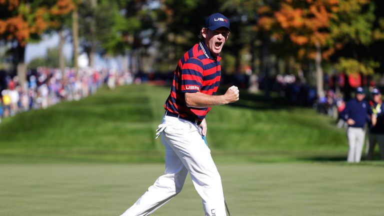 CHASKA, MN - OCTOBER 01:  Brandt Snedeker of the United States reacts to a putt on the 13th green during morning foursome matches of the 2016 Ryder Cup at 