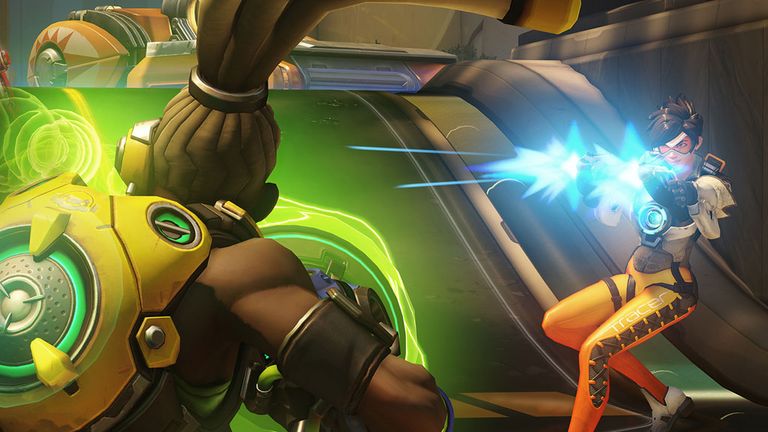 Action from the main event in Lijiang Towers