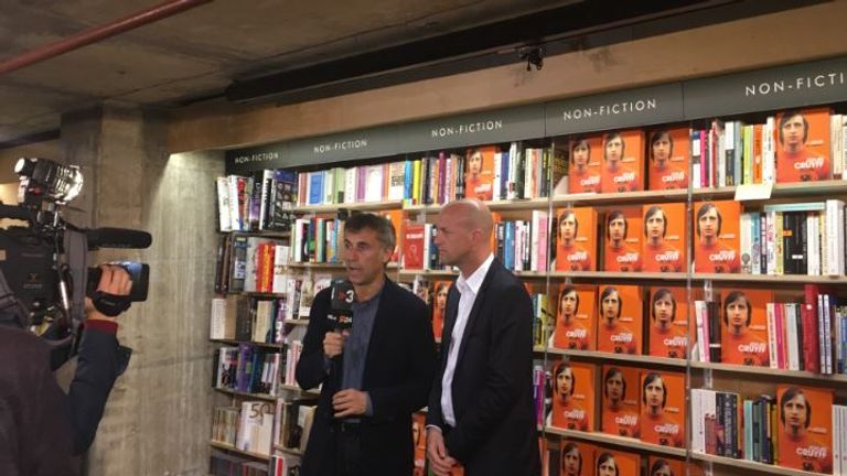 Jordi Cruyff speaks at the press conference for the launch of Johan Cruyff's autobiography, London in October 2016