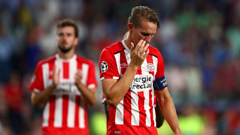 EINDHOVEN, NETHERLANDS - SEPTEMBER 13:  Luuk de Jong of PSV Eindhoven applauds the supporters following defeat in the UEFA Champions League Group D match b