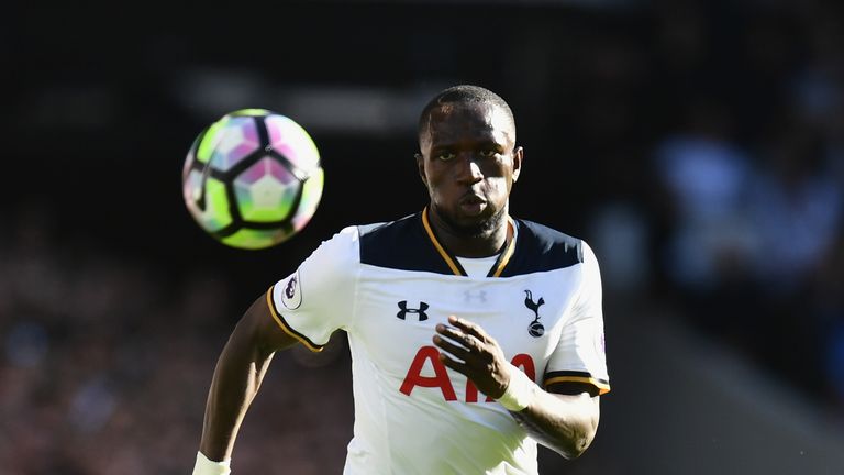 LONDON, ENGLAND - OCTOBER 02: Moussa Sissoko of Tottenham Hotspur in action during the Premier League match between Tottenham Hotspur and Manchester City a