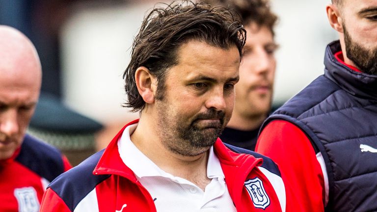 Dundee boss Paul Hartley