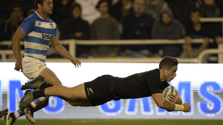 TJ Perenara dives to score New Zealand's third try against Argentina