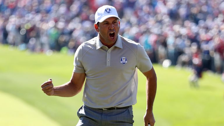 CHASKA, MN - OCTOBER 01:  Sergio Garcia of Europe reacts to a putt on the 16th green during morning foursome matches of the 2016 Ryder Cup at Hazeltine Nat