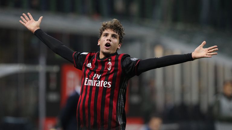 Manuel Locatelli of AC Milan celebrates after scoring the only goal of the game against Juventus