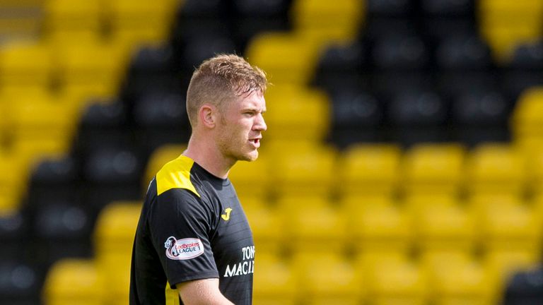 16/07/16 BETFRED CUP GROUP G . LIVINGSTON V ST MIRREN (2-3) . TONY MACARONI ARENA - LIVINGSTON . Alan Lithgow in action for Livngston