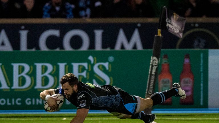 Alex Dunbar crossing for Glasgow Warriors at Scotstoun