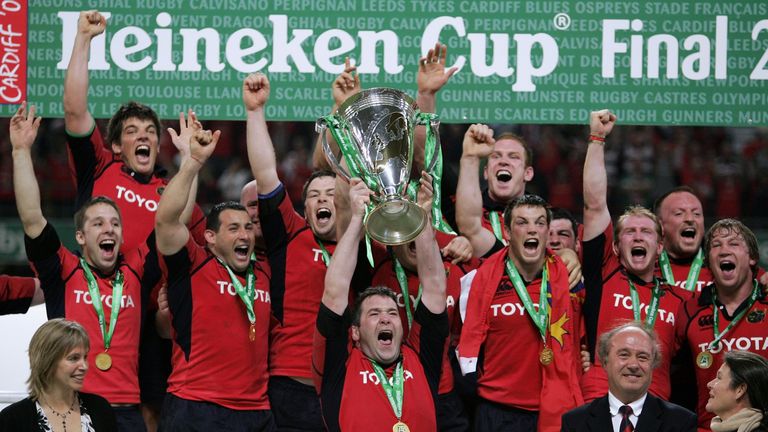 Munster players celebrate as their captain Anthony Foley lifts the the Heineken Cup in 2006